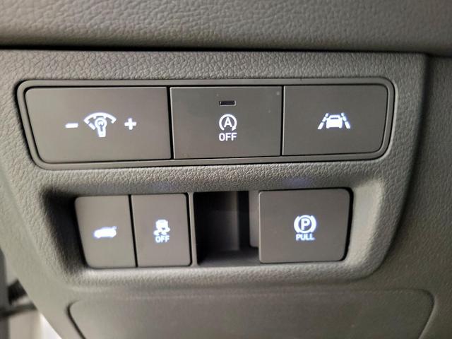 Photo of 2022 White Hyundai SONATA