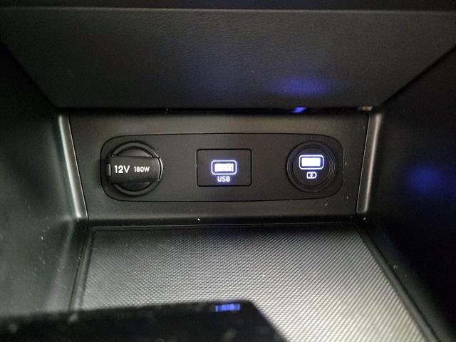 Photo of 2022 White Hyundai SONATA
