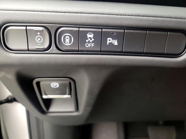 Photo of 2023 White Acura MDX