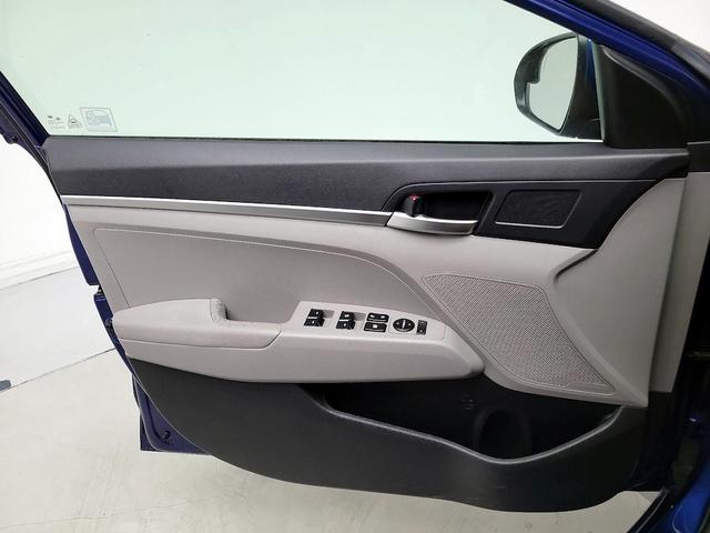 Photo of 2020 Blue Hyundai ELANTRA
