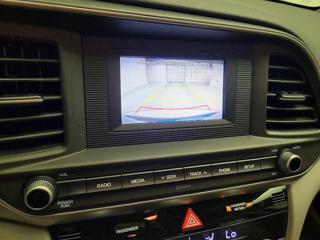 Photo of 2020 Blue Hyundai ELANTRA