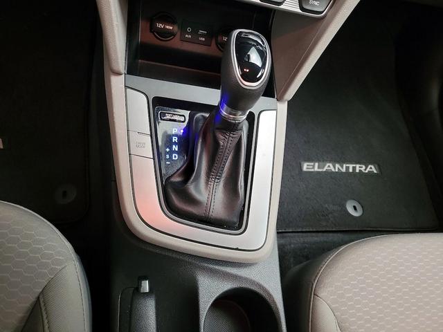 Photo of 2020 Blue Hyundai ELANTRA