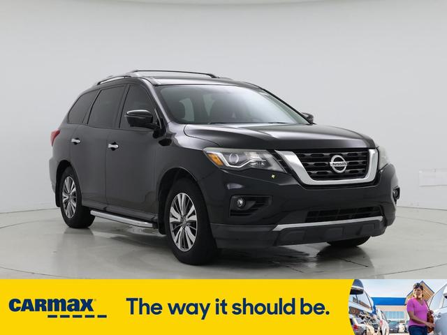 2017 Nissan Pathfinder