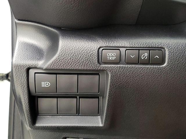 Photo of 2024 White Lexus IS 300