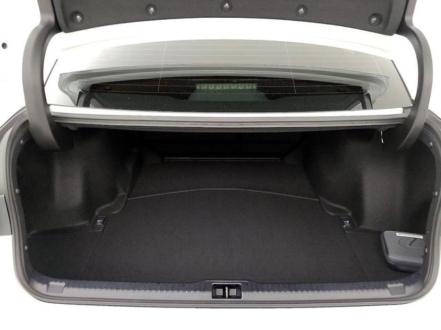 Photo of 2024 White Lexus IS 300