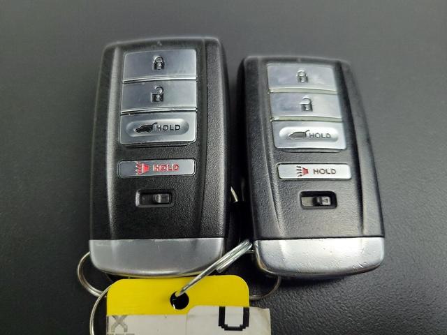Photo of 2021 Gray Acura RDX