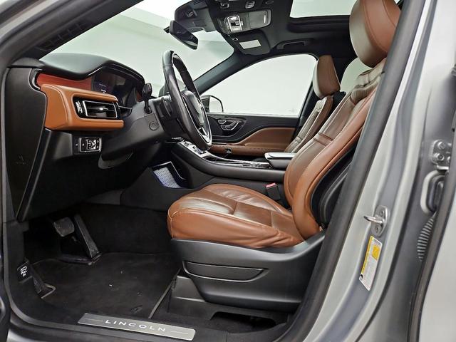 Photo of 2021 Silver Lincoln Aviator