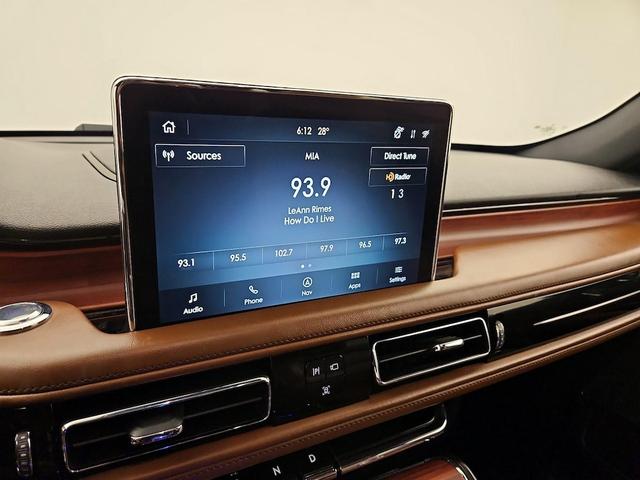 Photo of 2021 Silver Lincoln Aviator