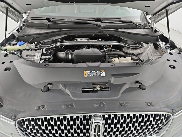 Photo of 2021 Silver Lincoln Aviator