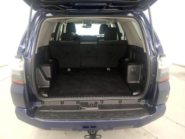 Photo of 2024 Blue Toyota 4Runner