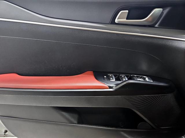 Photo of 2023 Gray Kia K5