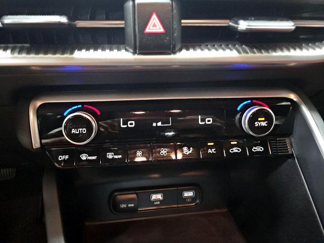 Photo of 2023 Gray Kia K5