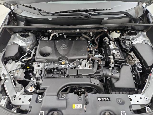 Photo of 2021 Silver Toyota RAV4