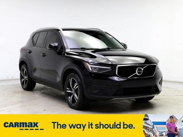 2023 Volvo XC40