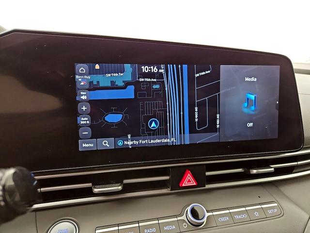 Photo of 2023 Black Hyundai ELANTRA