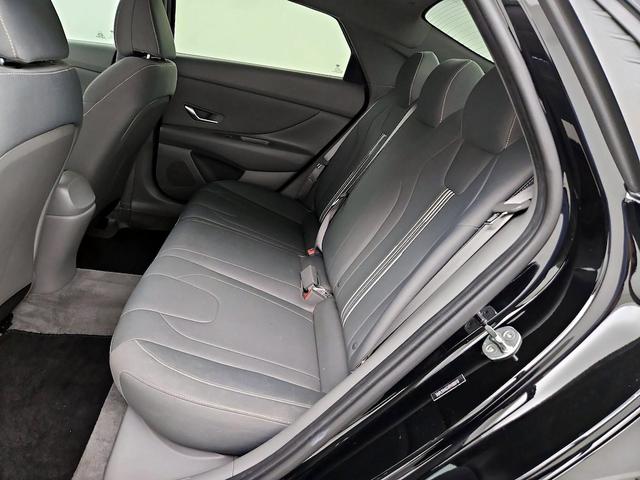 Photo of 2023 Black Hyundai ELANTRA