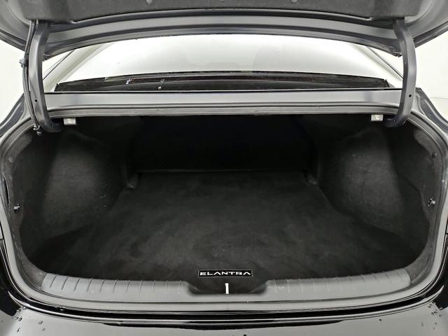 Photo of 2023 Black Hyundai ELANTRA
