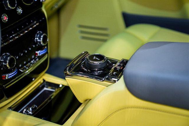 Photo of 2024 Tempest Gray Rolls-Royce Phantom