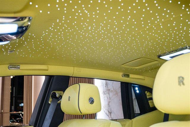 Photo of 2024 Tempest Gray Rolls-Royce Phantom