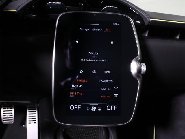 Photo of 2025 Onyx Black McLaren Artura