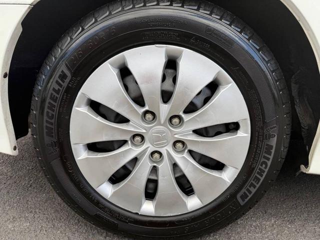 Photo of 2009 Taffeta White Honda Accord