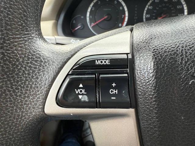 Photo of 2009 Taffeta White Honda Accord