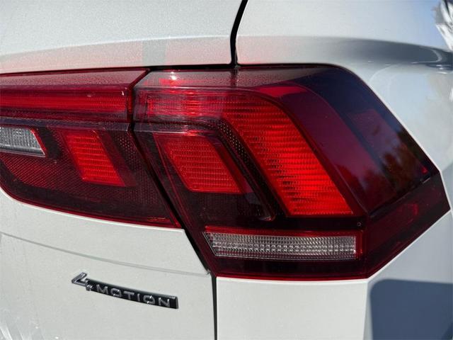 Photo of 2022 Oryx White Pearl Effect Volkswagen Tiguan