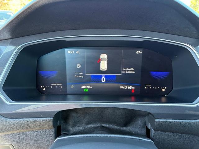 Photo of 2022 Oryx White Pearl Effect Volkswagen Tiguan
