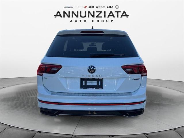 Photo of 2022 Oryx White Pearl Effect Volkswagen Tiguan