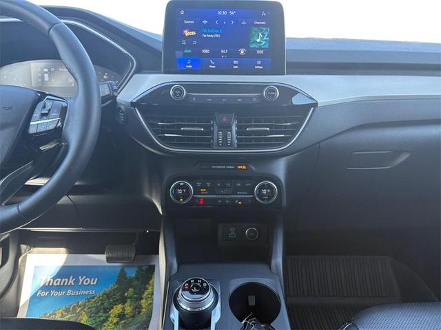 Photo of 2021 Blue Ford Escape