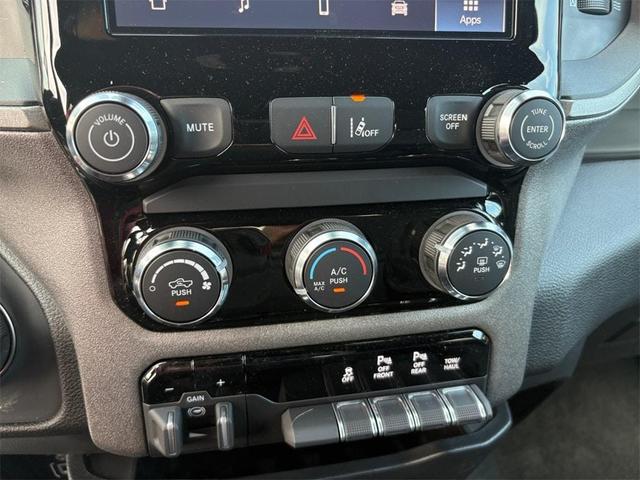 Photo of 2025 Diamond Black RAM 1500