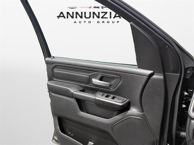 Photo of 2025 Diamond Black RAM 1500