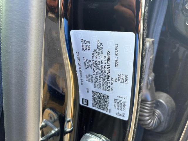 Photo of 2022 Black Chevrolet Colorado