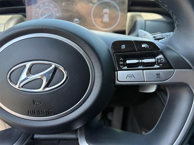 Photo of 2022 Quartz White Hyundai TUCSON Hybrid