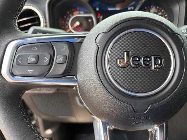 Photo of 2025 Black Clearcoat Jeep Wrangler