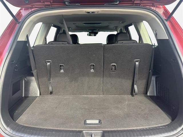 Photo of 2023 Red Kia Telluride