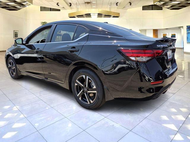 Photo of 2025 Super Black Nissan Sentra