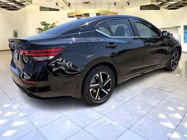 Photo of 2025 Super Black Nissan Sentra