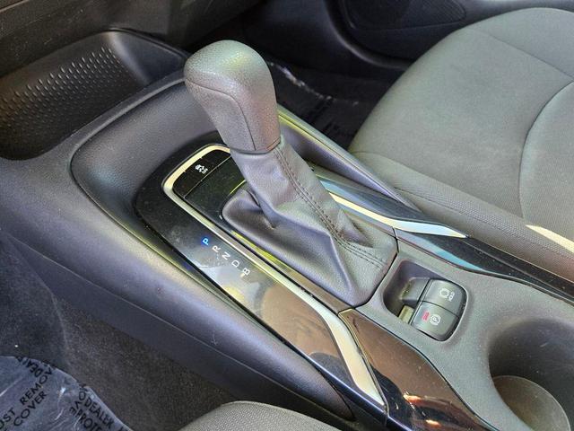 Photo of 2022 Classic Silver Toyota Corolla
