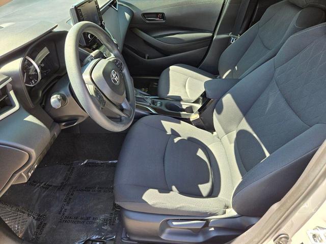 Photo of 2022 Classic Silver Toyota Corolla