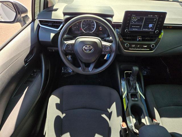 Photo of 2022 Classic Silver Toyota Corolla