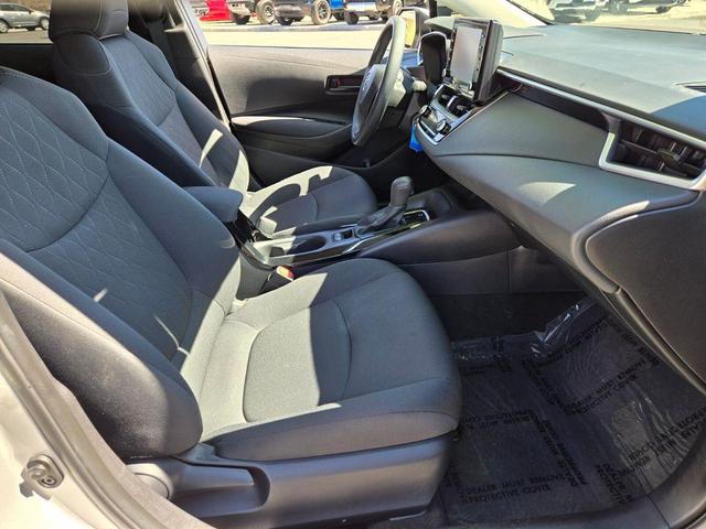 Photo of 2022 Classic Silver Toyota Corolla