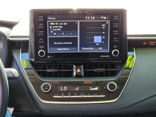 Photo of 2022 Classic Silver Toyota Corolla