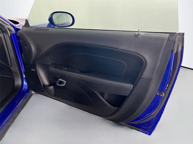 Photo of 2019 Indigo Blue Dodge Challenger