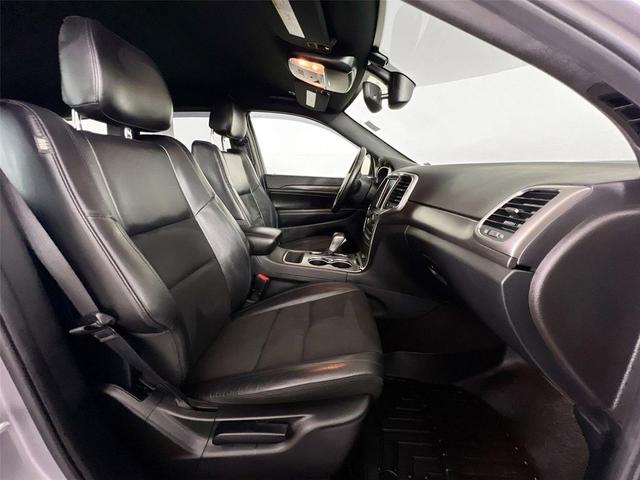 Photo of 2018 Billet Silver Metallic Clearcoat Jeep Grand Cherokee