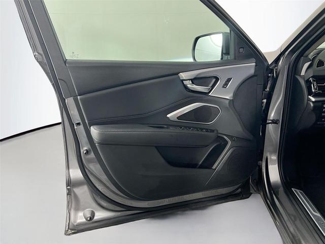 Photo of 2024 Liquid Carbon Metallic Acura RDX