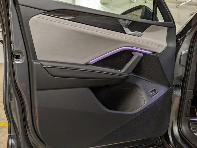 Photo of 2025 Platinum Volkswagen Tiguan