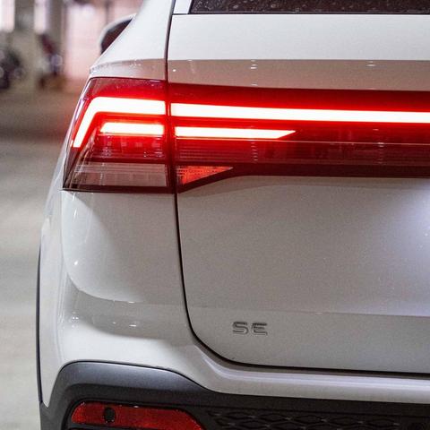 Photo of 2025 Pure White Volkswagen Taos