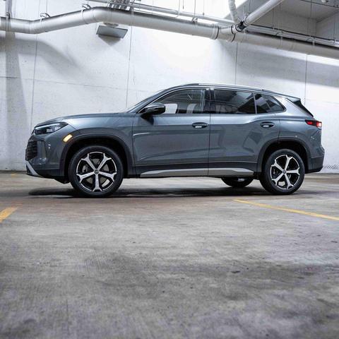 Photo of 2026 Platinum Volkswagen Tiguan