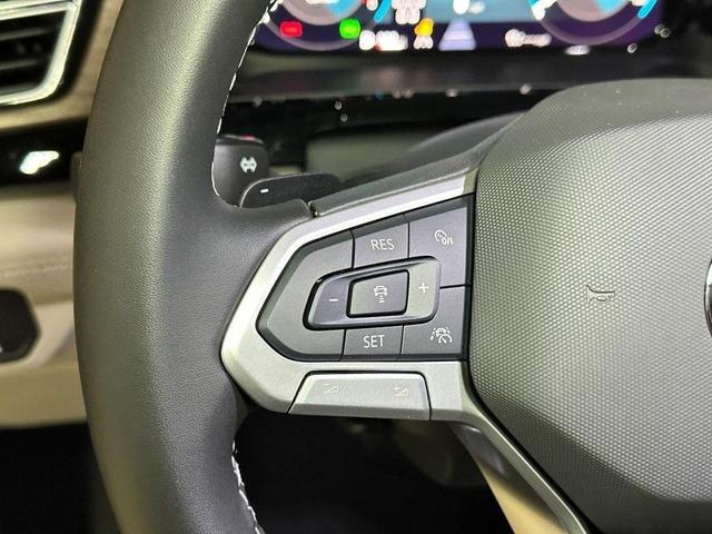 Photo of 2025 Mountain Lake B Volkswagen Atlas